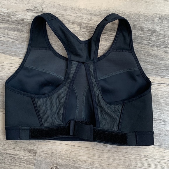 Nike sports bra - Picture 2 of 4